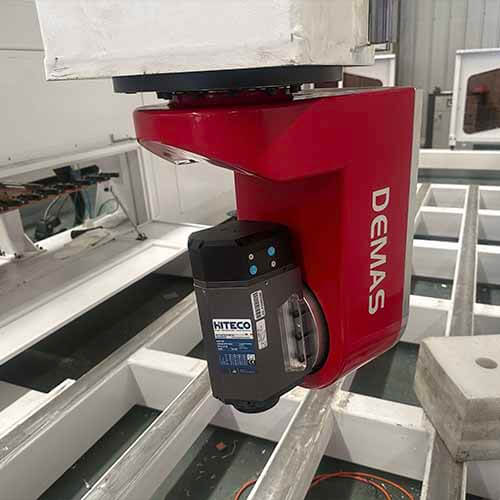 Ontdek geavanceerde houtbewerking met onze 5-assige CNC-freesmachine met ATC