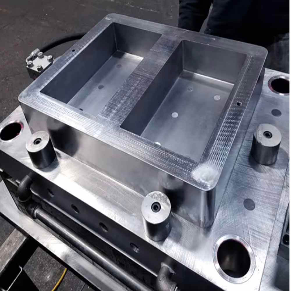 Metal için en iyi metal CNC yönlendirici ve gravür makinesini keşfedin. Doğru CNC çözümüyle yüksek hassasiyet, daha hızlı kesim ve pürüzsüz yüzeyler elde edin.