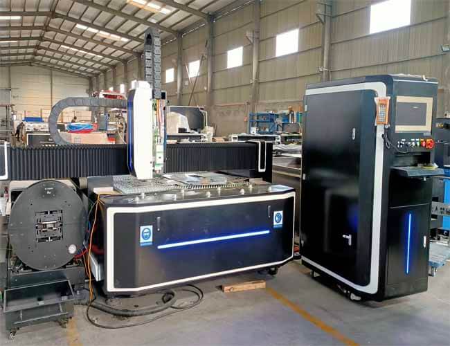 fiber lazer kesim makinesi 002