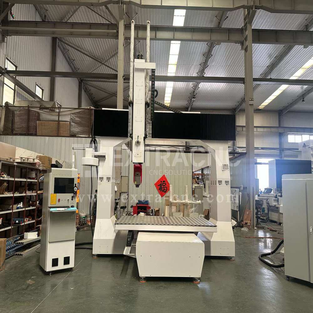 Routeur CNC 5 axes pour le travail du bois | Prix et caractéristiques